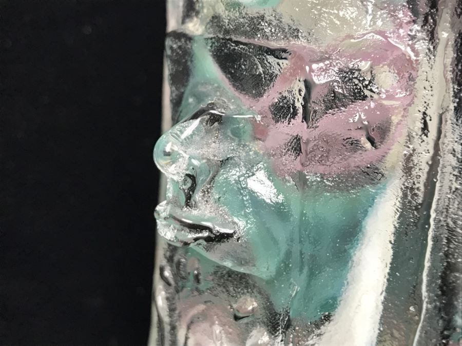Signed M. Rhys Williams Art Glass Totem Pole Sculpture On Aluminum Base [Photo 21]
