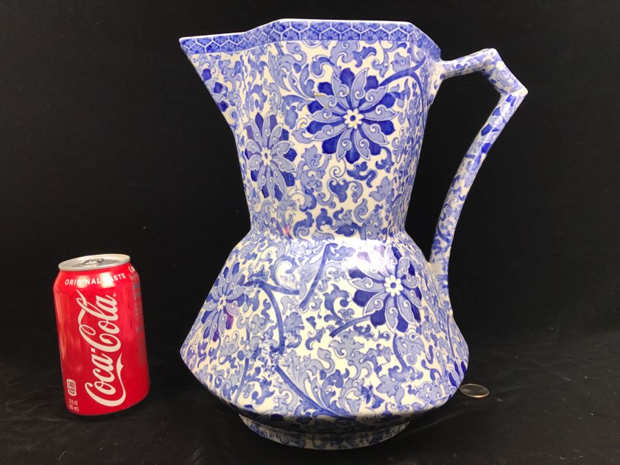 Antique Wood & Sons Wash Basin Pitcher CHUNG Blue And White [Photo 1]