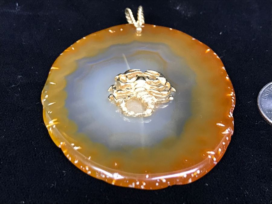 14K Yellow Gold Scorpion Mounted On Agate Stone Pendant [Photo 4]