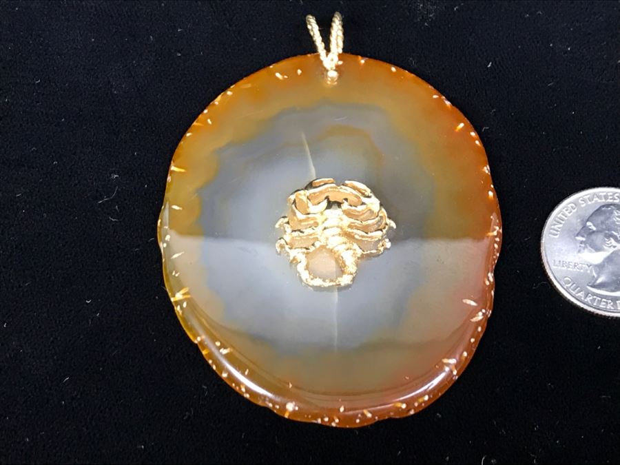 14K Yellow Gold Scorpion Mounted On Agate Stone Pendant [Photo 2]