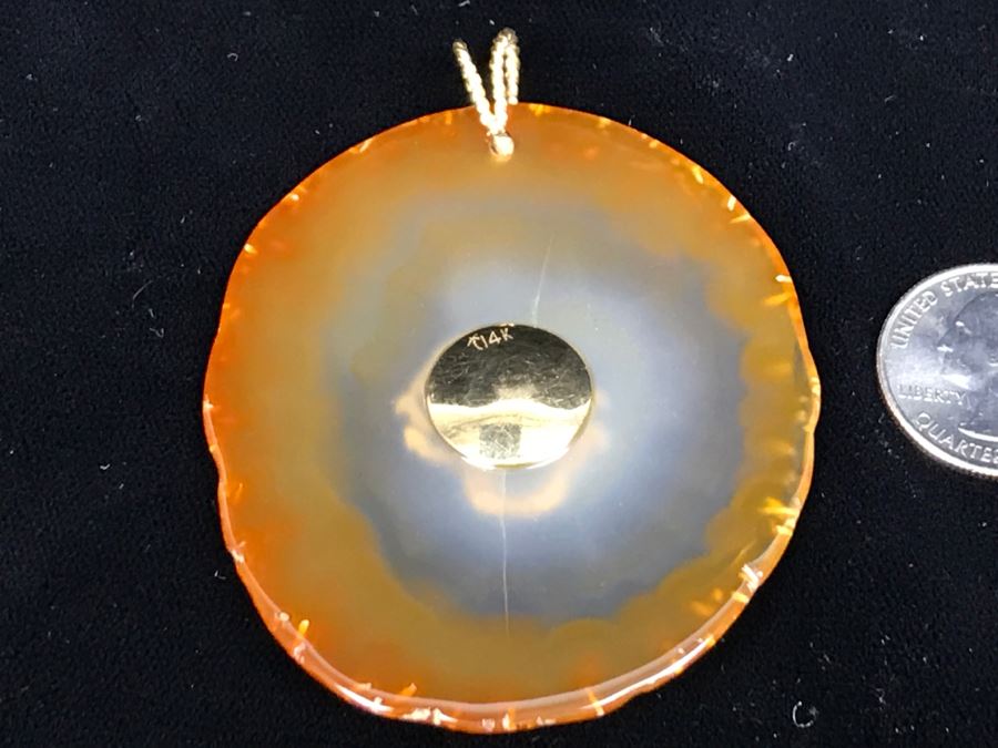 14K Yellow Gold Scorpion Mounted On Agate Stone Pendant [Photo 8]