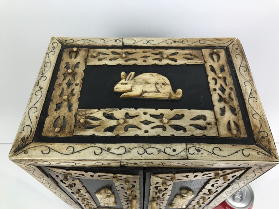 Chinese Wooden Jewelry Box With Bone Carved Embellishments [Photo 13]