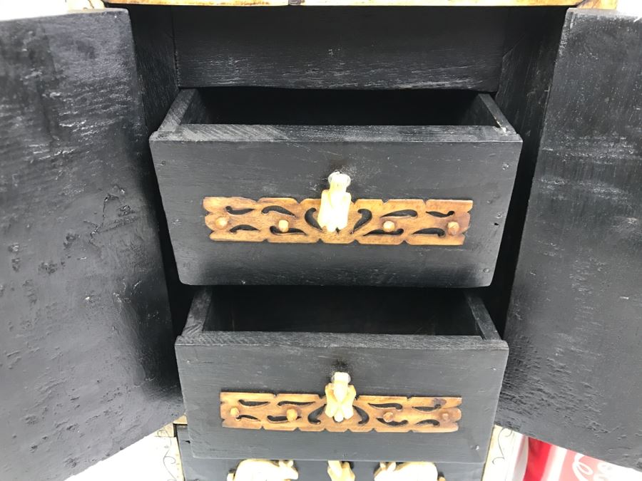 Chinese Wooden Jewelry Box With Bone Carved Embellishments [Photo 11]