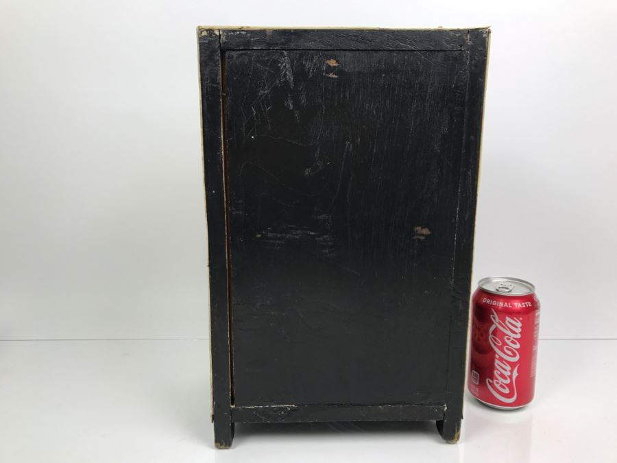 Chinese Wooden Jewelry Box With Bone Carved Embellishments [Photo 17]