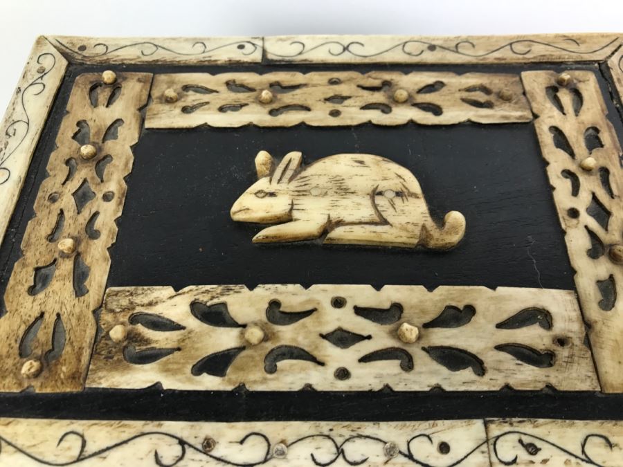 Chinese Wooden Jewelry Box With Bone Carved Embellishments [Photo 14]