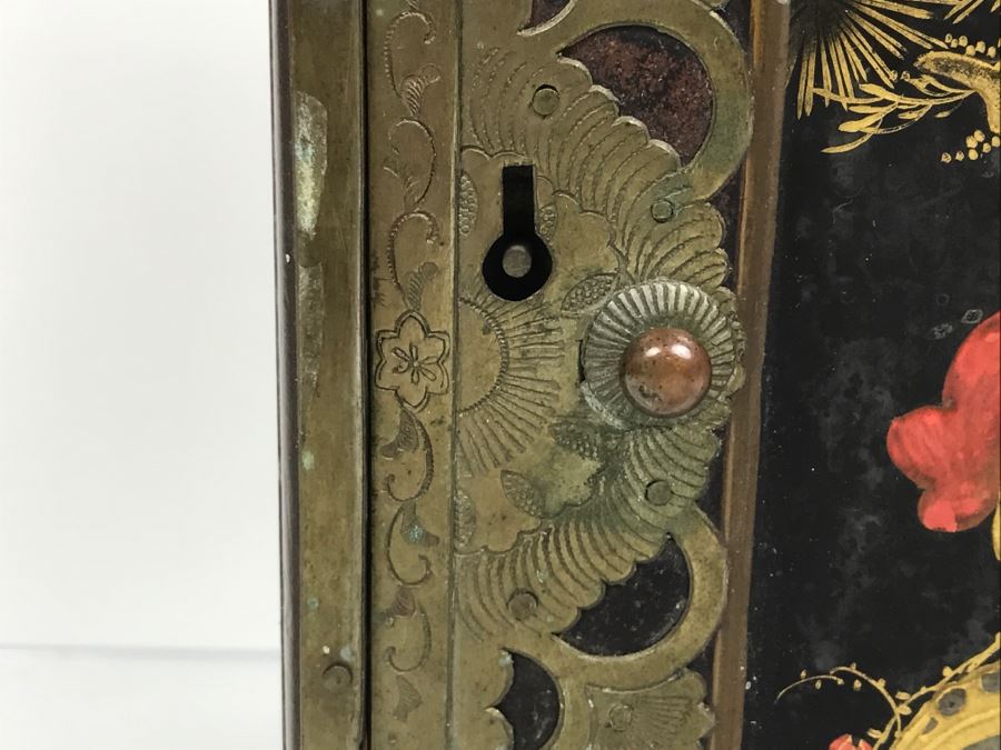 Antique Lacquer Asian Box With Rooster On Front - See Photos For Details [Photo 12]