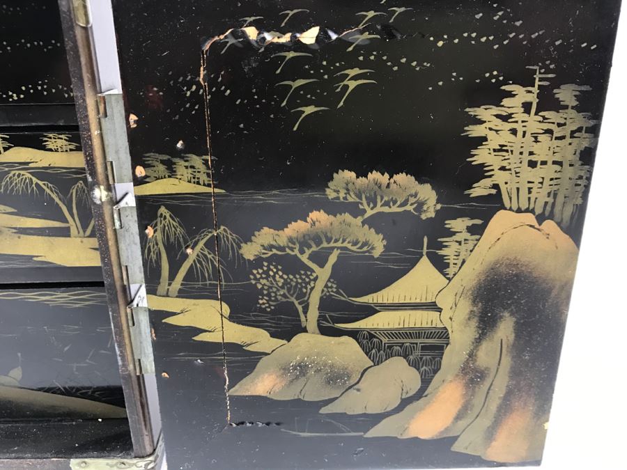 Antique Lacquer Asian Box With Rooster On Front - See Photos For Details [Photo 22]