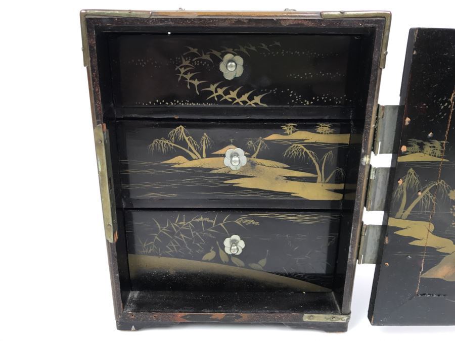 Antique Lacquer Asian Box With Rooster On Front - See Photos For Details [Photo 23]