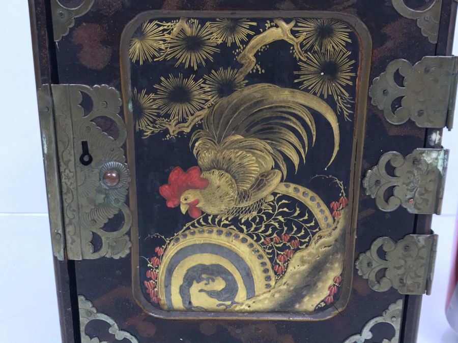 Antique Lacquer Asian Box With Rooster On Front - See Photos For Details [Photo 6]