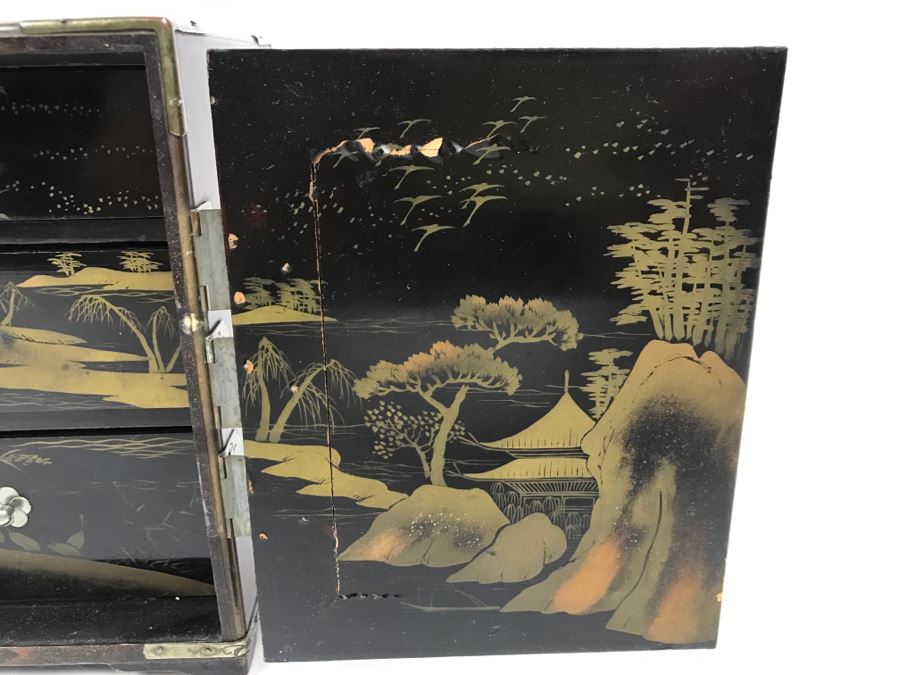 Antique Lacquer Asian Box With Rooster On Front - See Photos For Details [Photo 21]