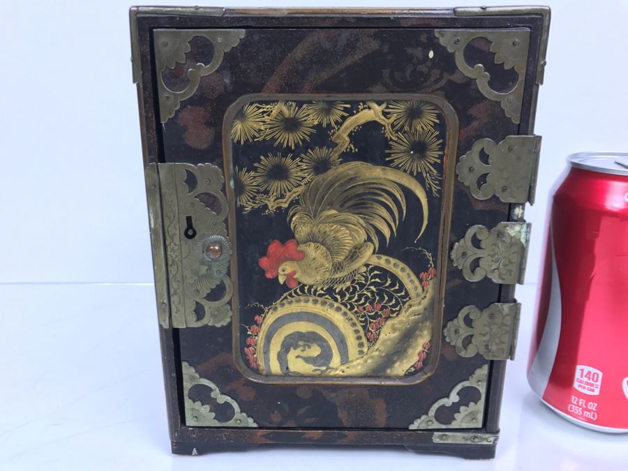 Antique Lacquer Asian Box With Rooster On Front - See Photos For Details [Photo 5]
