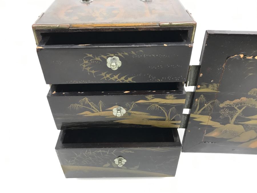 Antique Lacquer Asian Box With Rooster On Front - See Photos For Details [Photo 24]