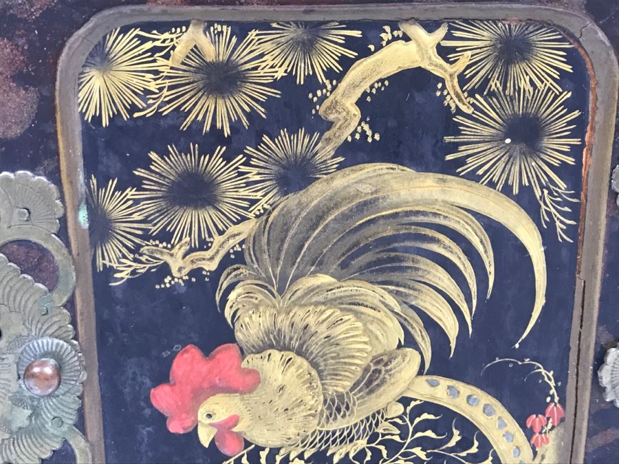 Antique Lacquer Asian Box With Rooster On Front - See Photos For Details [Photo 10]
