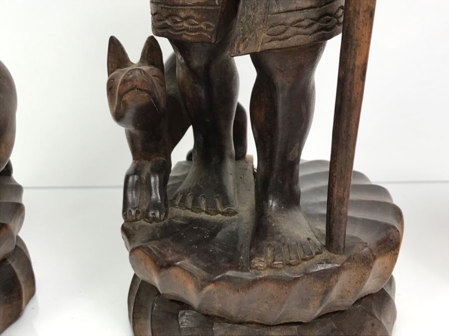 Pair Of Nicely Carved Figures Man Woman And Child With Dogs [Photo 15]