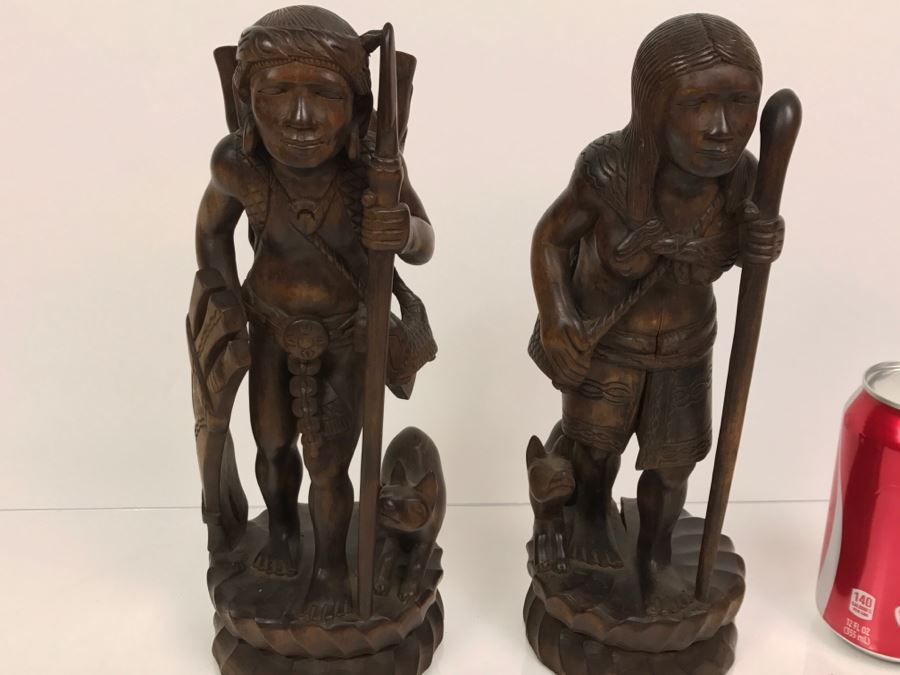 Pair Of Nicely Carved Figures Man Woman And Child With Dogs [Photo 6]