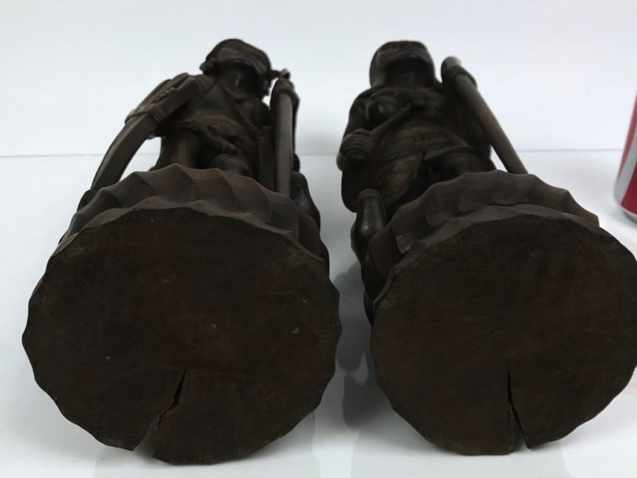 Pair Of Nicely Carved Figures Man Woman And Child With Dogs [Photo 23]