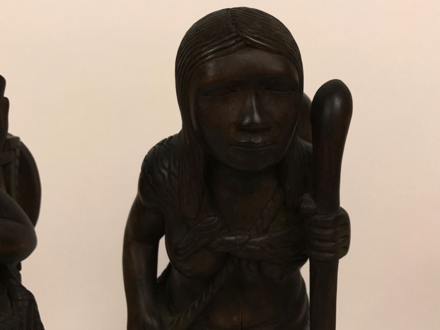 Pair Of Nicely Carved Figures Man Woman And Child With Dogs [Photo 8]