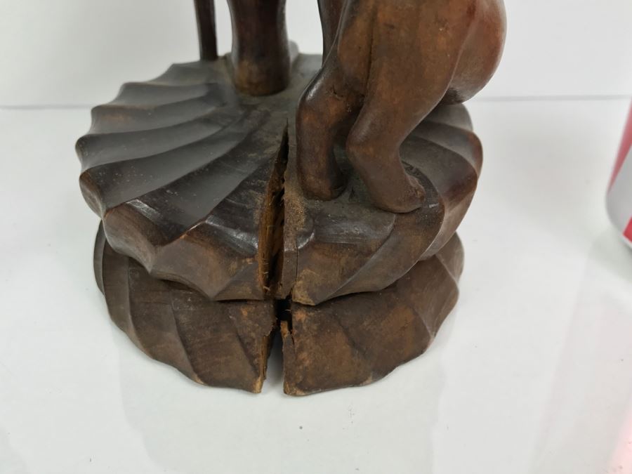 Pair Of Nicely Carved Figures Man Woman And Child With Dogs [Photo 22]