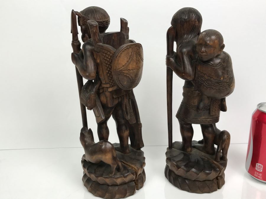 Pair Of Nicely Carved Figures Man Woman And Child With Dogs [Photo 20]