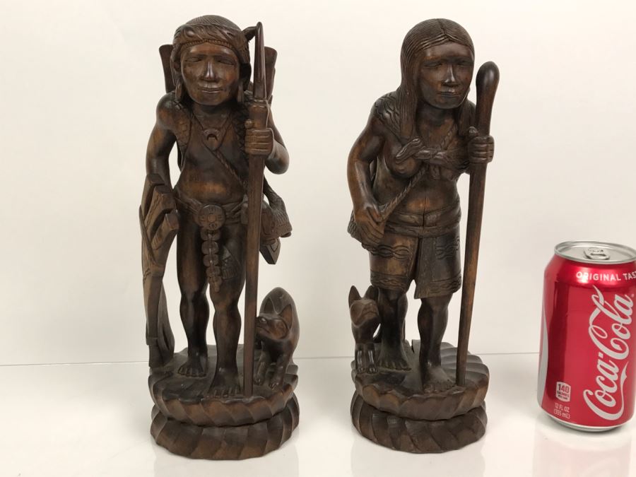 Pair Of Nicely Carved Figures Man Woman And Child With Dogs [Photo 5]