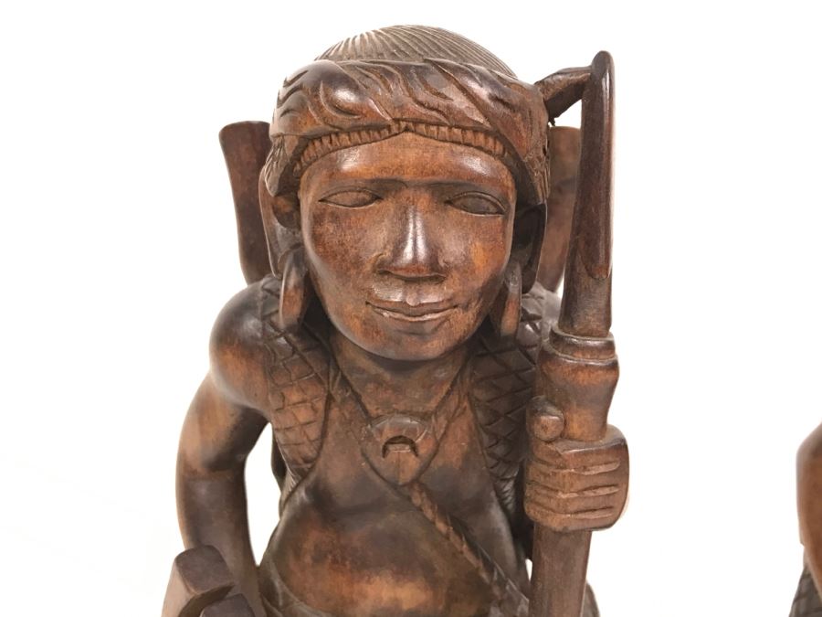 Pair Of Nicely Carved Figures Man Woman And Child With Dogs [Photo 7]