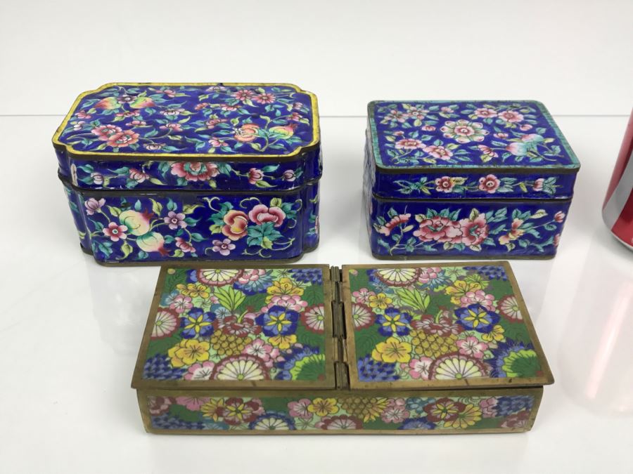 Chinese Boxes