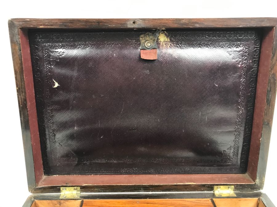 Vintage Wooden Sewing Box With Multiple Compartments [Photo 9]