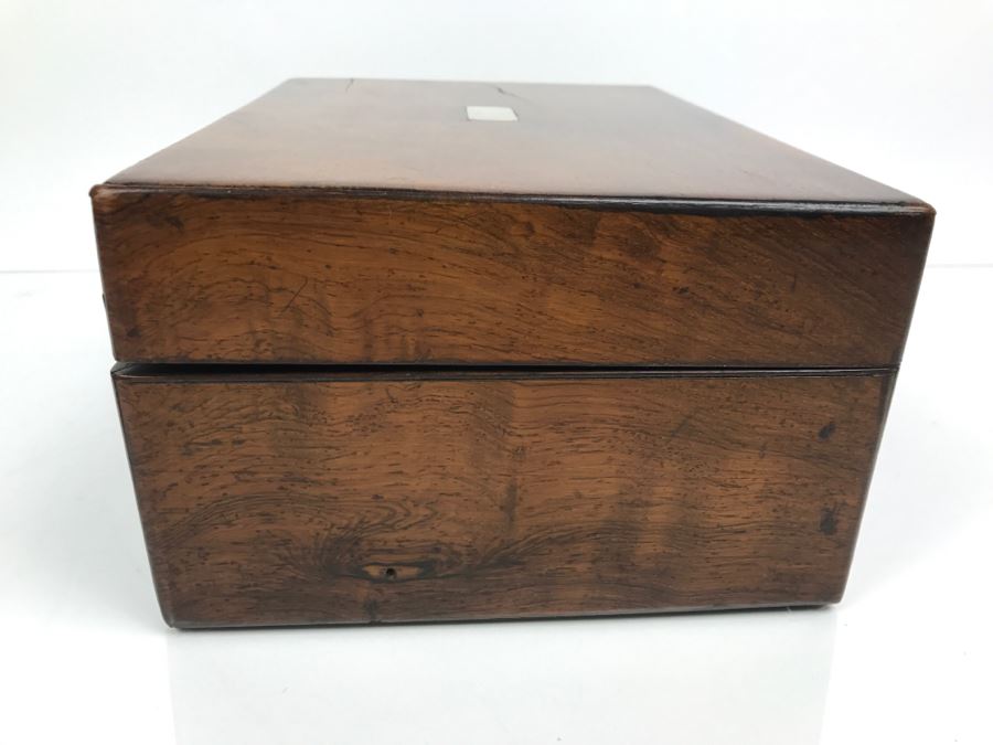 Vintage Wooden Sewing Box With Multiple Compartments [Photo 7]