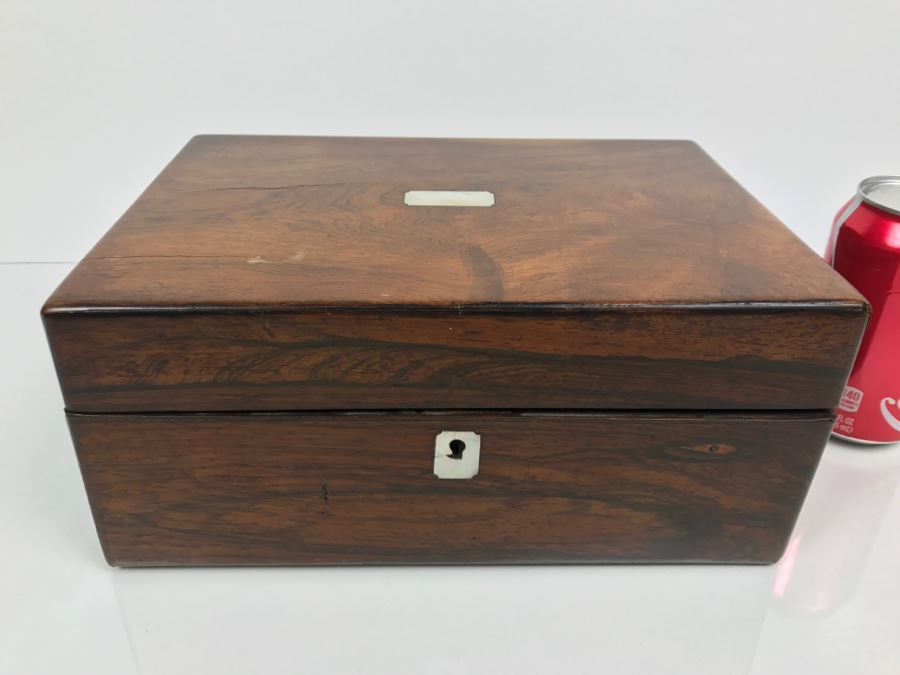 Vintage Wooden Sewing Box With Multiple Compartments [Photo 2]