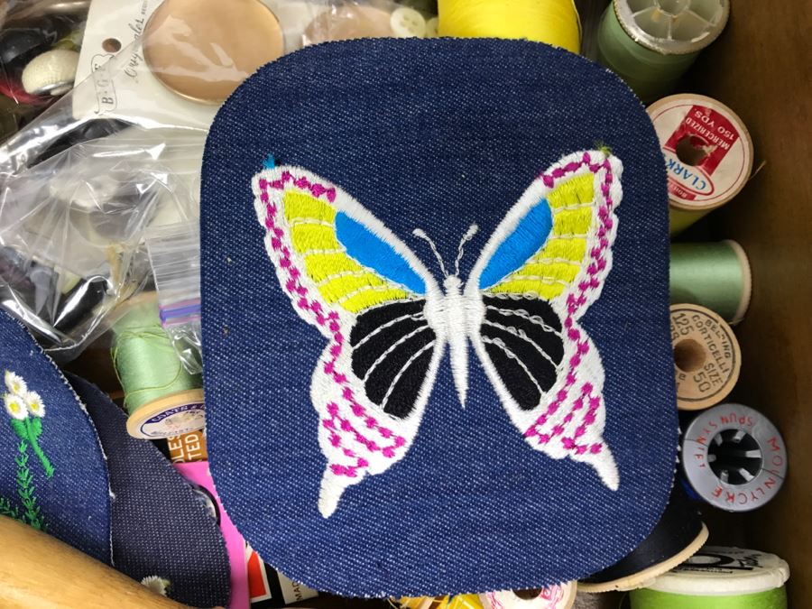 Antique Sewing Box With Needlepoint Filled With Vintage Sewing Supplies [Photo 18]