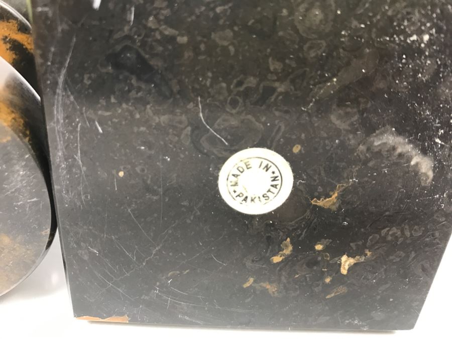 Carved Stone Obelisk And Round Ornament Made In Pakistan [Photo 12]