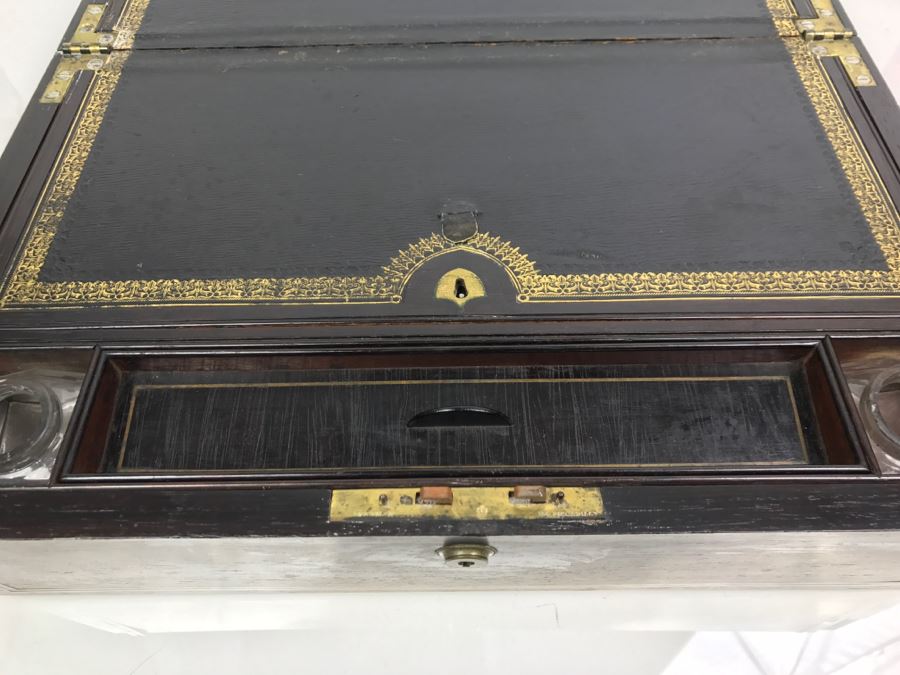 Antique Portable Writing Desk With Lockable Compartment Only Have Key To Lockable Compartment Inside [Photo 11]