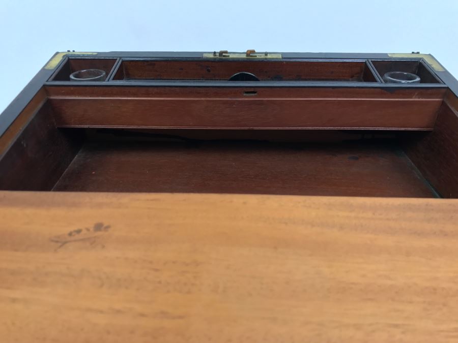 Antique Portable Writing Desk With Lockable Compartment Only Have Key To Lockable Compartment Inside [Photo 9]