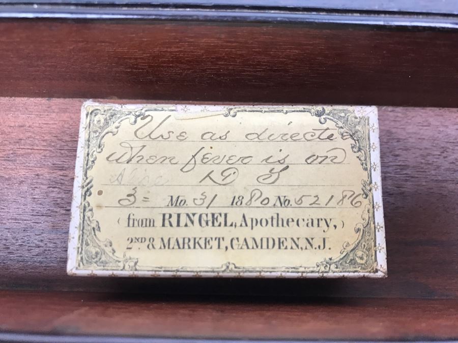 Antique Portable Writing Desk With Lockable Compartment Only Have Key To Lockable Compartment Inside [Photo 14]