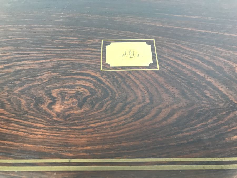 Antique Portable Writing Desk With Lockable Compartment Only Have Key To Lockable Compartment Inside [Photo 31]