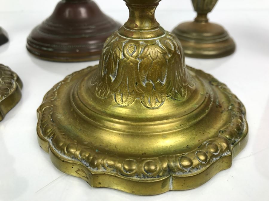 Set Of (5) Vintage Brass Candlesticks [Photo 4]