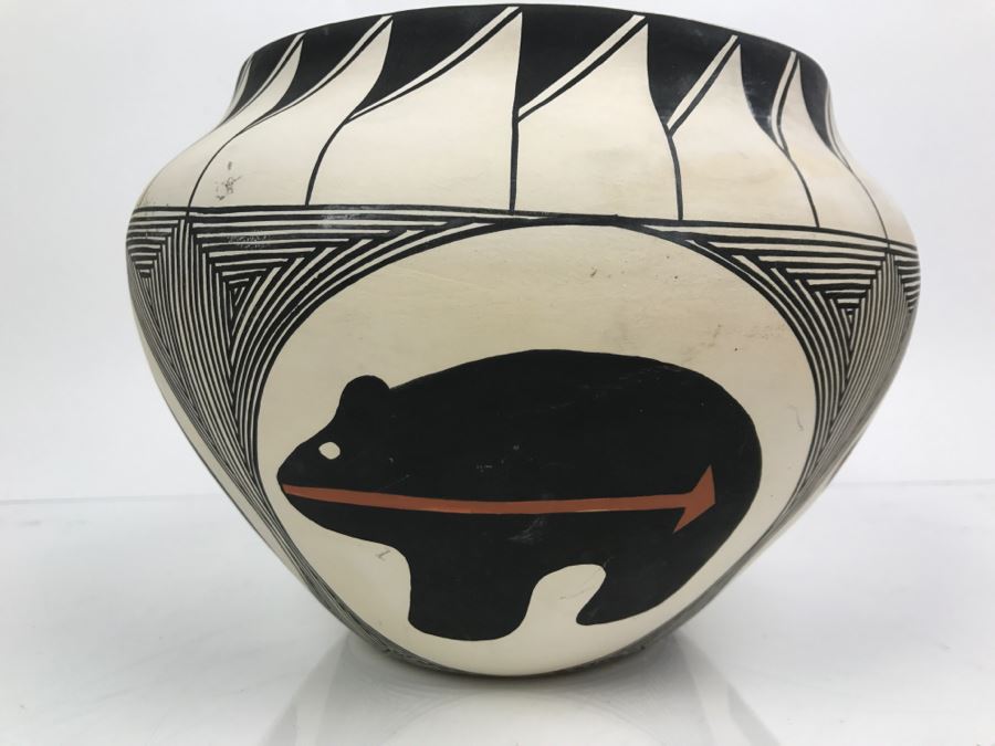 E.L. Chino Acoma NM Pottery [Photo 4]