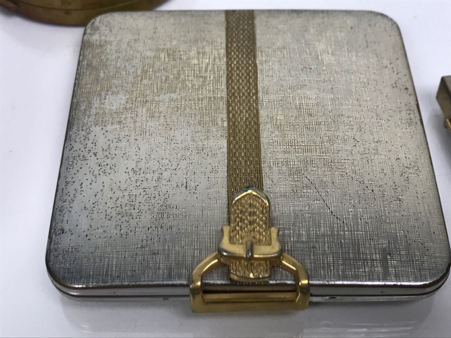 Collection Of Vintage Ladies Compacts [Photo 17]