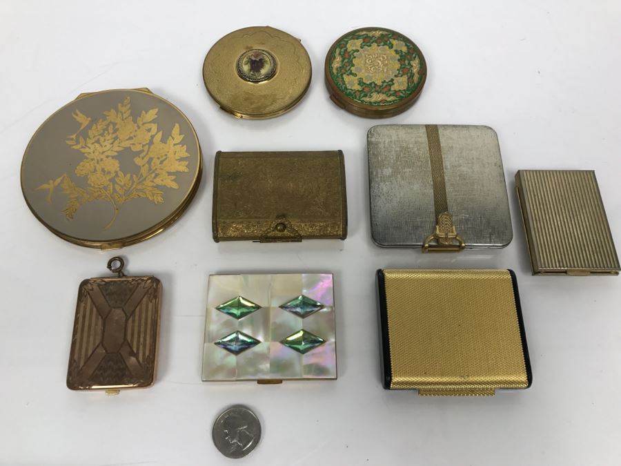 Collection Of Vintage Ladies Compacts [Photo 1]
