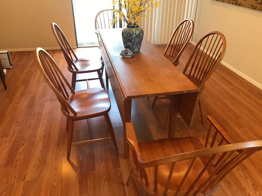 (6) Handcrafted Pompanoosuc Mills Hardwood Furniture Windsor Dining Chairs Made In Vermont (2 Are Armchairs) Set Retails For $1,600 - Does Not Include Table [Photo 13]