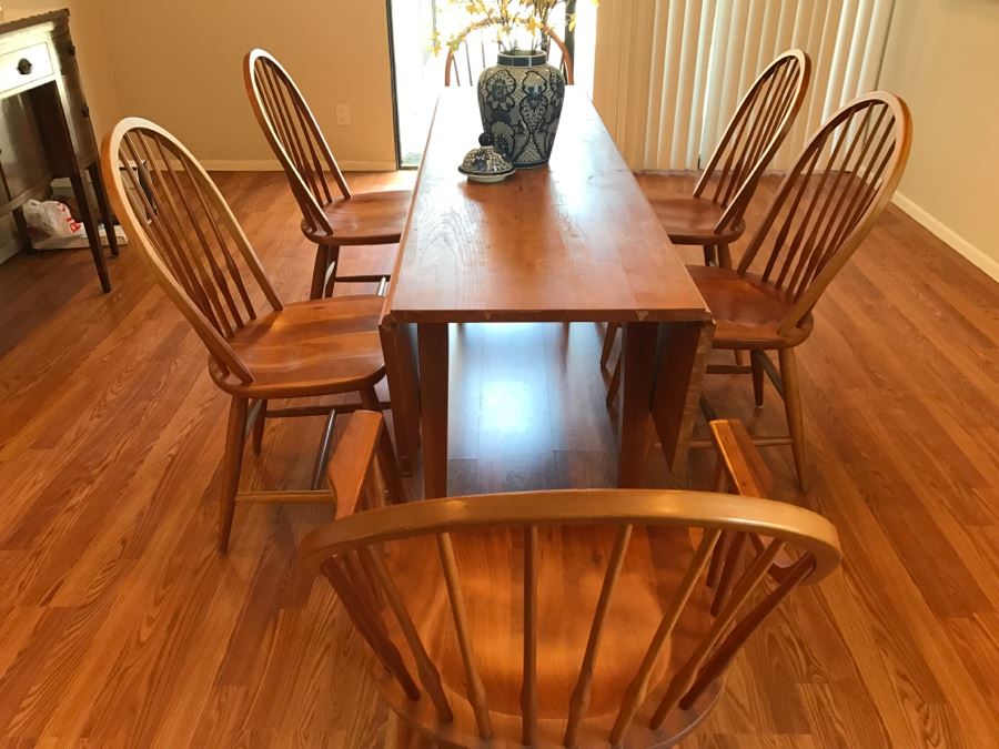 (6) Handcrafted Pompanoosuc Mills Hardwood Furniture Windsor Dining Chairs Made In Vermont (2 Are Armchairs) Set Retails For $1,600 - Does Not Include Table [Photo 4]