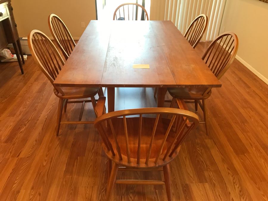 (6) Handcrafted Pompanoosuc Mills Hardwood Furniture Windsor Dining Chairs Made In Vermont (2 Are Armchairs) Set Retails For $1,600 - Does Not Include Table [Photo 5]