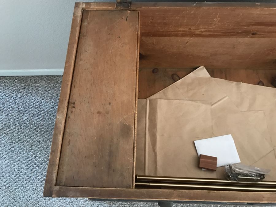 Large Primitive Shabby Chic Blanket Chest With Drawers From The East Coast [Photo 9]