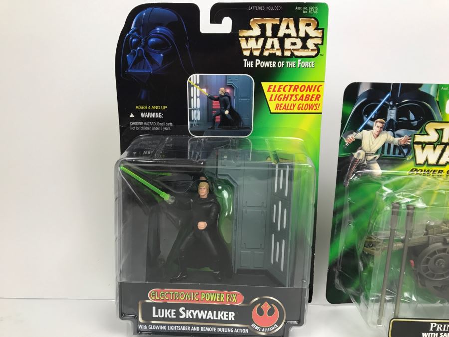 Pair Of Star Wars Action Figure Toys Blister Packs [Photo 2]