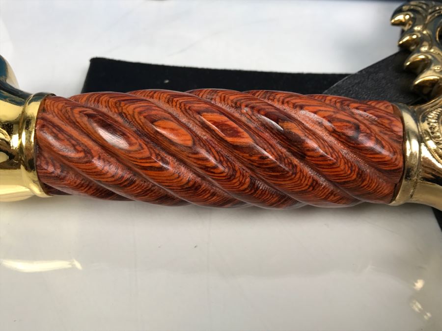 Pair Of Panther Bowie Fantasy Knives Designed By Jim Frost In Boxes New Old Stock Pakistan [Photo 17]