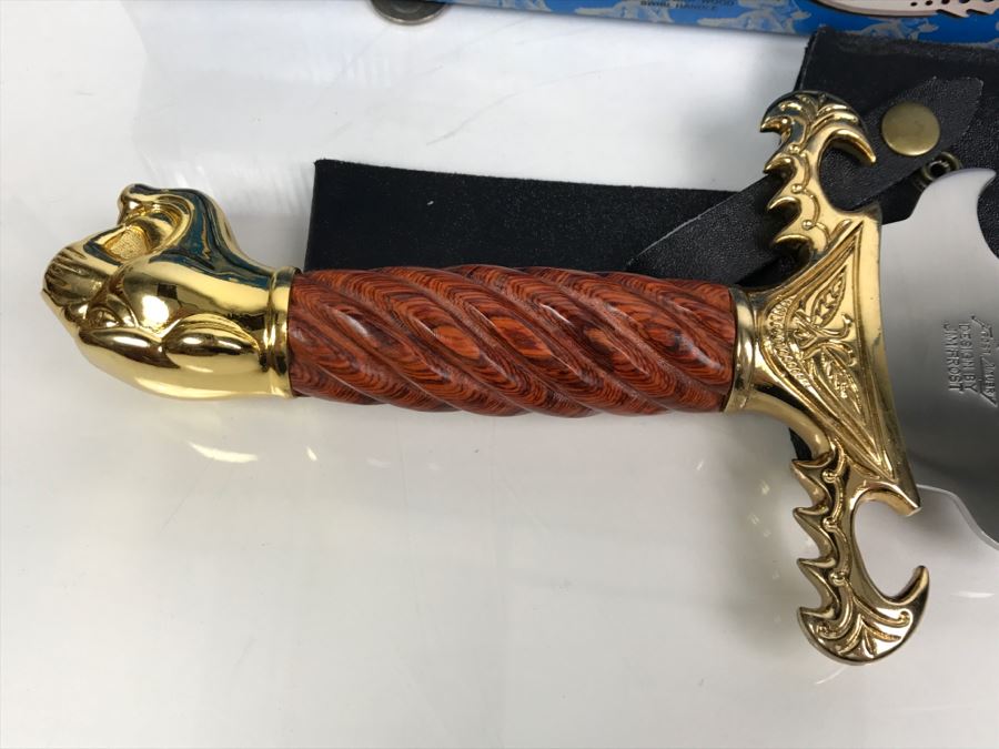 Pair Of Panther Bowie Fantasy Knives Designed By Jim Frost In Boxes New Old Stock Pakistan [Photo 16]