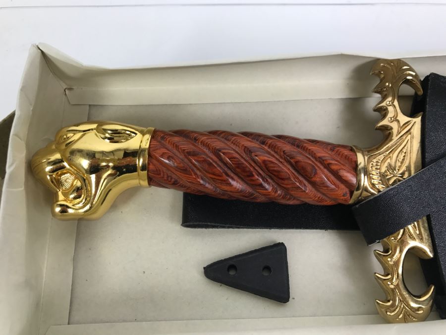 Pair Of Panther Bowie Fantasy Knives Designed By Jim Frost In Boxes New Old Stock Pakistan [Photo 8]