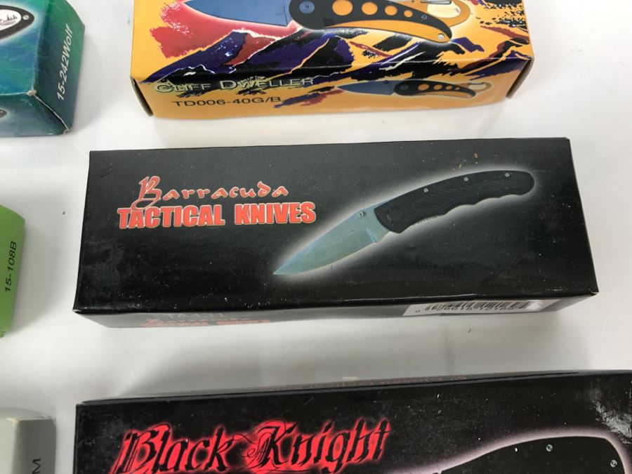 Set Of (8) New Old Stock Pocket Knives [Photo 4]