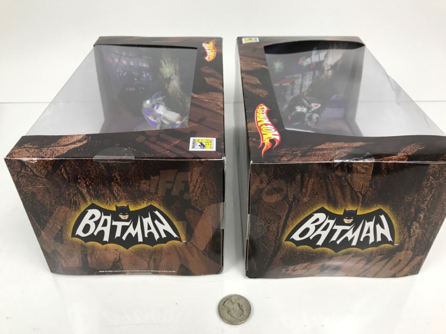 Pair Of Comic-Con Exclusive Hot Wheels Batman Batgirl Cycle, Batmobile, Batcycle With Side Car Based On 1966 Tv Series Mattel 2008 New Old Stock [Photo 12]