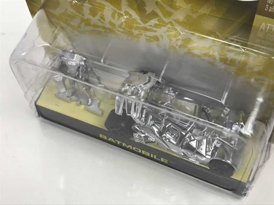 Pair Of 2005 Exclusive Limited Edition Of 3000 Hot Wheels Batman Begins Batmobile Cars Mattel 2005 [Photo 13]